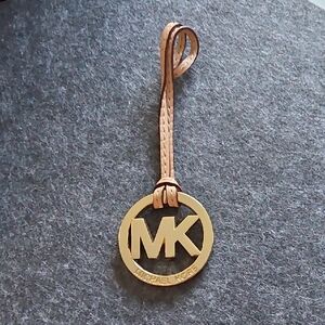 Michael Kors Gold and Tan Leather Key Holder